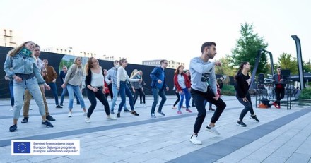 Vienišumo epidemija technologijų amžiuje: kaip spręsti?