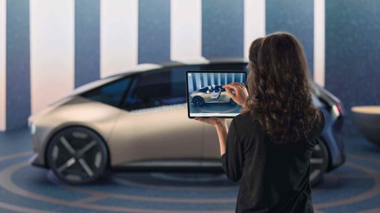 BMW Miunchene pademonstratravo pilnai perdirbamą miesto automobilis BMW Miunchene pademonstratravo pilnai perdirbamą miesto automobilis