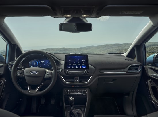 „Ford“ pristato „Fiesta“ hečbeką bei sportiškąjį „Fiesta ST“ „Ford“ pristato „Fiesta“ hečbeką bei sportiškąjį „Fiesta ST“