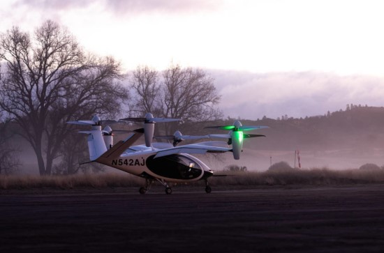 „Joby Aviation“ / NASA pirmą kartą testuoja elektrinį oro taksi