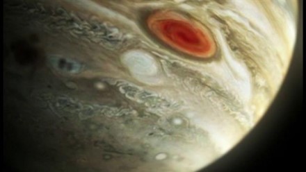 NASA nuotr. / Raudonoji Jupiterio dėmė