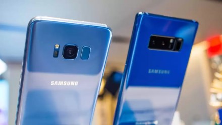 „Samsung“ turi blogų naujienų senesnio flagmano savininkams