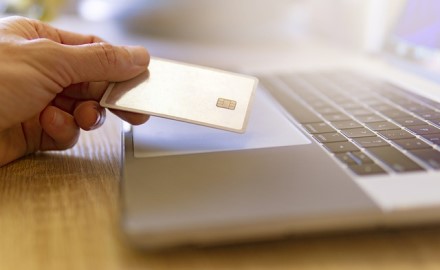 3 būtini žingsniai, norint internetu apsipirkti saugiai 3 būtini žingsniai, norint internetu apsipirkti saugiai