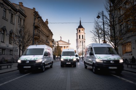 Sostinėje DPD siuntos jau šį rudenį bus pristatomos tvariau: į gatves išriedės 60 elektromobilių