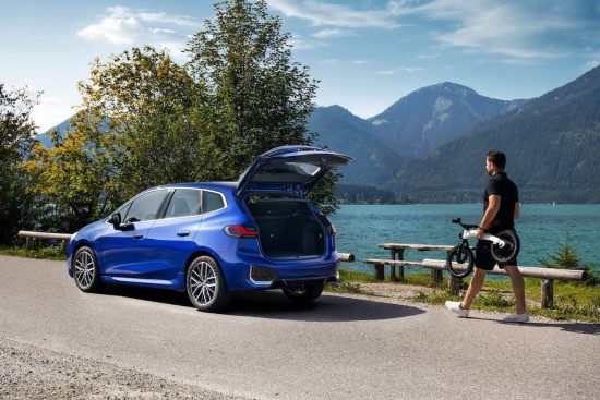 BMW pristatė naujos kartos „BMW 2 Active Tourer“