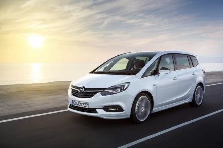 „Opel“ skirta bauda už klaidingą informaciją apie dyzelinius automobilius