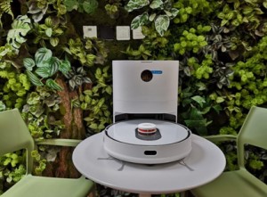 „Roidmi EVE Plus“ robotas dulkių siurblys – kaip šis produktas gali paversti Jūsų dieną gerokai lengvesne nei bet kada anksčiau?