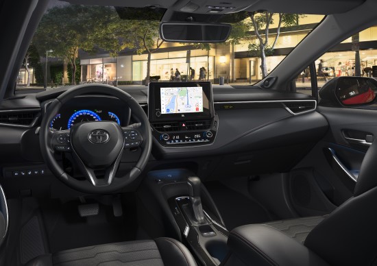 2022-ųjų „Toyota Corolla“: naujos technologijos ir išvaizdos pokyčiai
