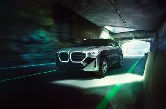 BMW pristatė galingo, prabangaus visureigio XM koncepciją