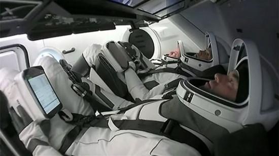 „SpaceX“/„Inspiration4“ įgula kyla į kosmosą