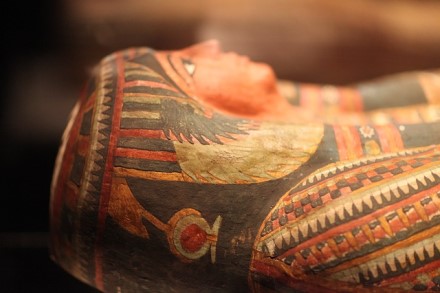 Mokslininkai pirmą kartą skaitmeniniu būdu išvyniojo garsaus Egipto faraono mumiją