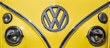 „Volkswagen“ į elektromobilių gamyklą Vokietijoje investuos 2 mlrd. eurų „Volkswagen“ į elektromobilių gamyklą Vokietijoje investuos 2 mlrd. eurų