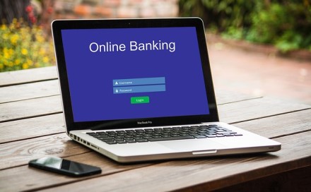 Finansinių sukčių atakos – dažnos, bet ir nusižiūrėtos aukos nepėsčios Finansinių sukčių atakos – dažnos, bet ir nusižiūrėtos aukos nepėsčios