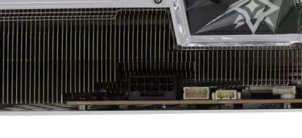 „RTX 3090 Ti“ turės 3 x 8 pin į 16 pin adapterį „RTX 3090 Ti“ turės 3 x 8 pin į 16 pin adapterį