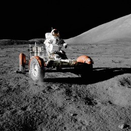 Praėjus 50 metų nuo „Apollo“ misijos mokslininkai po truputį praveria atgabentus mėginius iš Mėnulio