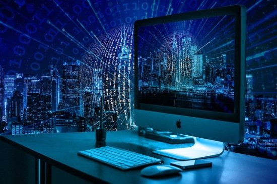 Rusijos interneto „geležinė uždanga“ – skylėta ir pavojingai sunki Rusijos interneto „geležinė uždanga“ – skylėta ir pavojingai sunki