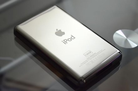 Metas atsisveikinti: po 20 metų „Apple“ nutraukia „iPod“ muzikos grotuvų gamybą