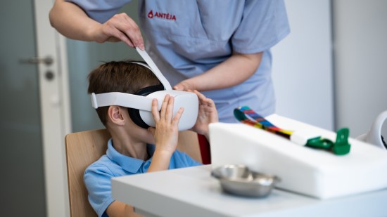 Virtuali realybė persikelia į medicinos įstaigas: pristatė dar nematytą patirtį mažiesiems pacientams