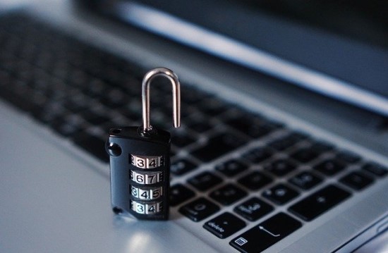 Sveikata ir kibernetinis saugumas. Ar jūsų duomenys internete – saugūs?