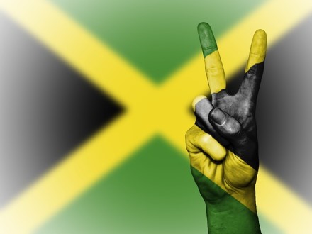 Jamaikos bankas išleis visoje šalyje galiosiančią skaitmeninę valiutą