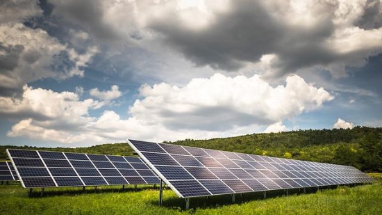 Tyrimas: verslininkai dėl tvarumo naudos dar neapsisprendę, bet dėl saulės energetikos – vieningi