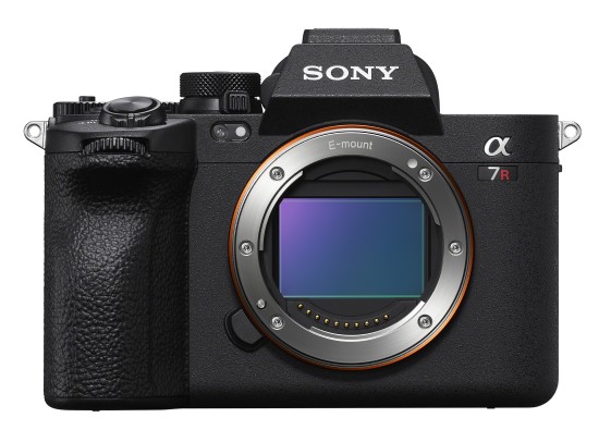 Naujasis „Sony“ fotoaparatas 7R V siūlo kitos kartos autofokusavimo technologijas pasitelkiant dirbtinį intelektą