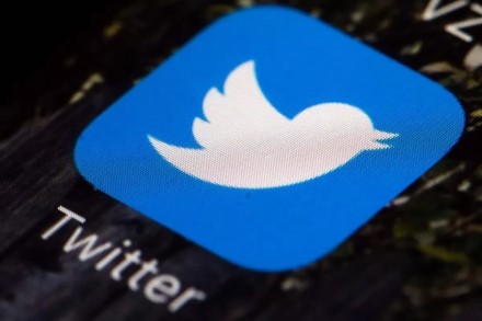 E. Muskas prakalbo apie juodžiausią „Twitter“ socialinio tinklo scenarijų