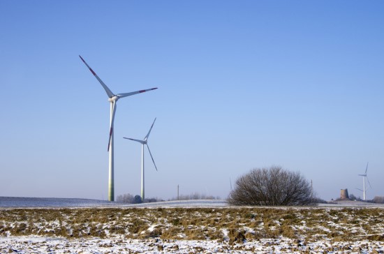 Ekspertai atsakė, ar vėjo jėgainės gali „užpūsti“ dideles elektros kainas
