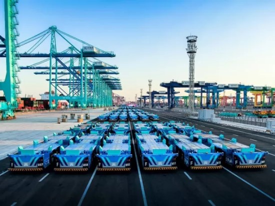 „5G+4L“ autonominis vairavimas padaro išmanųjį uostą saugesnį ir efektyvesnį