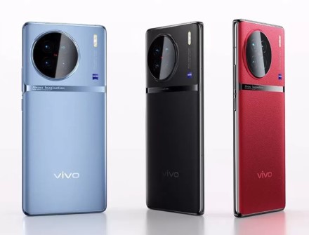 „Vivo“ pristatė naująją „X90“ telefonų seriją