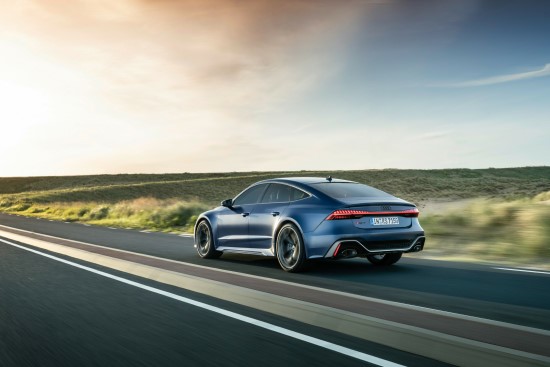 Dar galingesni: „Audi RS 6 Avant performance“ ir „RS 7 Sportback performance“