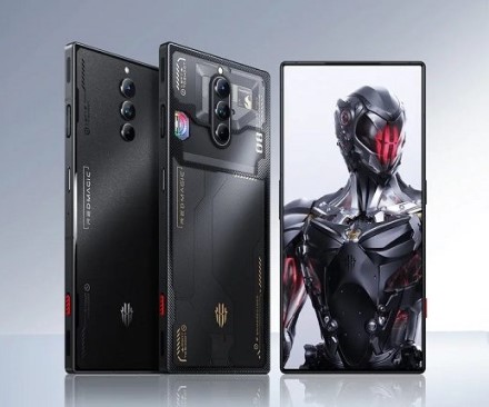 „Nubia“ pristato „RedMagic 8 Pro“ išmanųjį telefoną