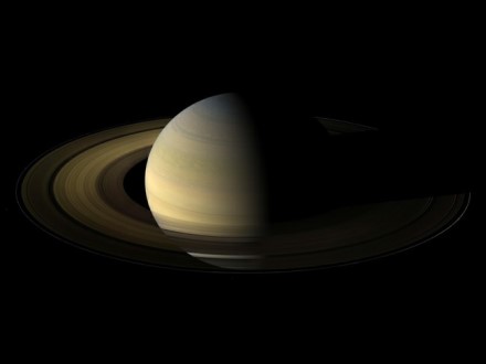 © NASA/JPL/Space Science Institute