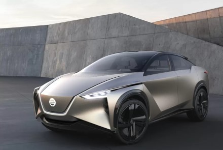 Japonų automobilių gamybos milžinė „Nissan“ atnaujino savo planus