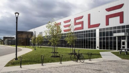 „Tesla“ priartėjo prie grandiozinių planų įgyvendinimo