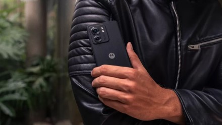 „Motorola“ pristatė naująjį „Edge 40“ telefono modelį