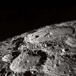 Mėnulio gelmėse – ypatingas darinys: mokslininkai išsiaiškino, kas slypi pačiame jo centre