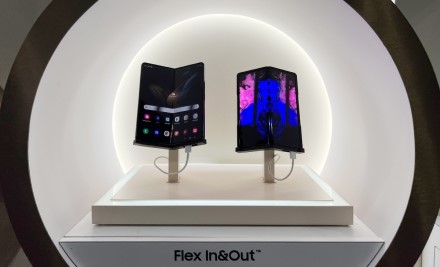 „Flex In &amp; Out“ OLED panelė