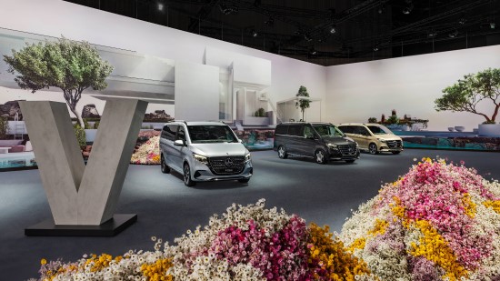 „Mercedes-Benz“ furgonai ir mikroautobusai atsinaujino