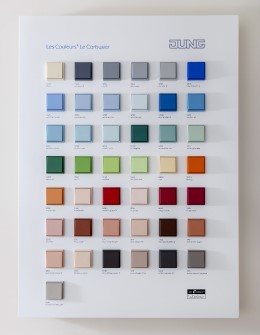 63 „Les Couleurs Le Corbusier“ paletės spalvų JUNG jungikliai