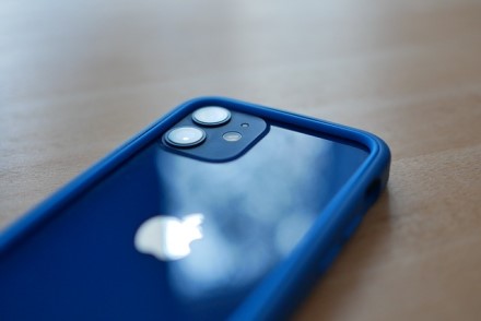 Frankrike vurderer å stoppe salget av iPhone 12 på grunn av potensielt overdreven elektromagnetisk stråling