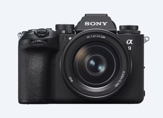„Sony“ pristato naują fotoaparatą „Alpha 9 III“, kuriame pirmą kartą panaudotas viso kadro jutiklis su visuminiu užraktu