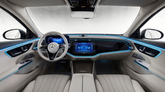 „Mercedes Benz“ E Klasės Plug-in – technologija sujungianti du pasaulius