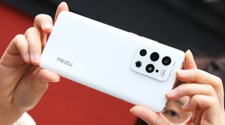 Legendinio telefonų gamintojo sugrįžimas truko vos 10 mėnesių: „Meizu“ paskelbė apie pasitraukimą iš telefonų rinkos