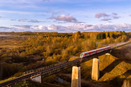 Nuo šiol traukinių bilietus galima įsigyti per „Google Maps“