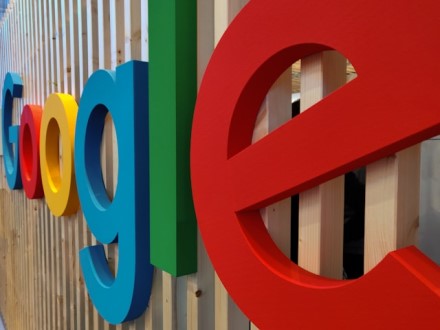 „Google“ nori įsigyti vieną iš didžiųjų CRM tiekėjų, bet baiminasi antimonopolinių problemų