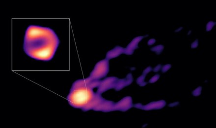 Juodoji skylė M87 © R.-S. Lu (SHAO) and E. Ros (MPIfR), S.Dagnello (NRAO/AUI/NSF)