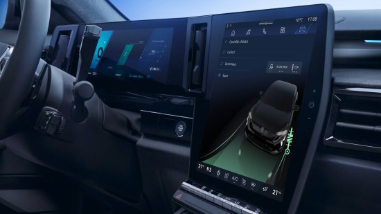 „Alpine“ patirtimi praturtinta „Renault“ naujiena – iš tinklo įkraunamas hibridas „Rafale E-Tech 4x4 300 HP“ „Alpine“ patirtimi praturtinta „Renault“ naujiena – iš tinklo įkraunamas hibridas „Rafale E-Tech 4x4 300 HP“