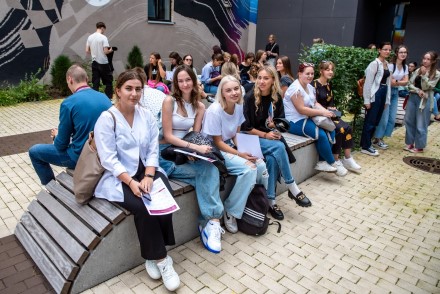 Stojantiesiems – VDU ir partnerių finansinė parama studijoms Stojantiesiems – VDU ir partnerių finansinė parama studijoms