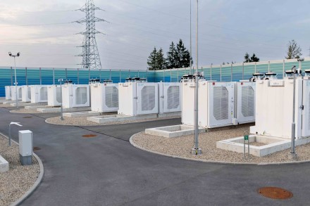 „Energy cells“: didžiausia Europoje kaupimo sistema kainavo mažiau nei planuota „Energy cells“: didžiausia Europoje kaupimo sistema kainavo mažiau nei planuota
